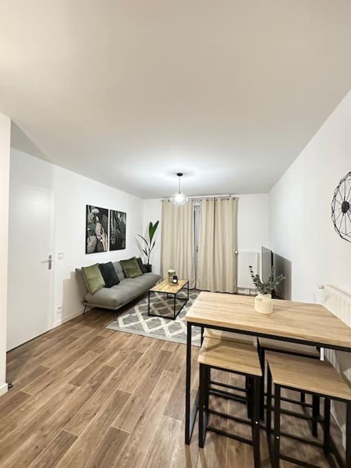 Cosy House A 6 Min Du Rer A Et Psa Apartment Carrières-sous-Poissy Екстериор снимка